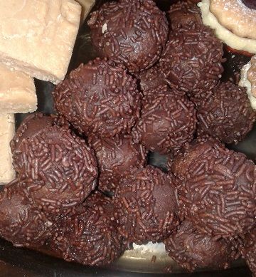 Vanilla Chocolate balls
